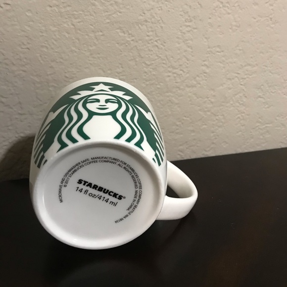 2017 Starbucks Green and White Mug - Picture 4 of 4